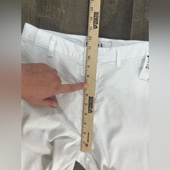 Frank and Eileen White Kinsale Cropped Pants w/ Raw Hem Cotton and Flax - Picture 12 of 14